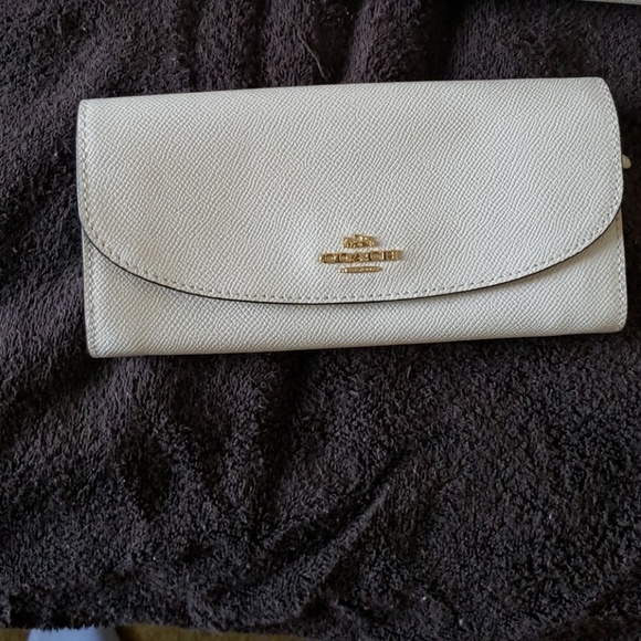 Coach Purse  and Wallet Brand New - Picture 2 of 4